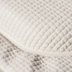 Croydex Standard Bath Pillow - White -Bathroom Accessories bg207022ai1