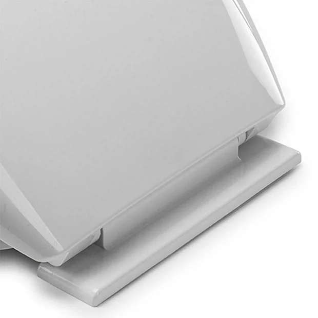 Croydex Anti-Bacterial Polypropylene Toilet Seat With Slow-Close Hinge - White 6 Croydex Anti-Bacterial Polypropylene Toilet Seat With Slow-Close Hinge - White - Image 4